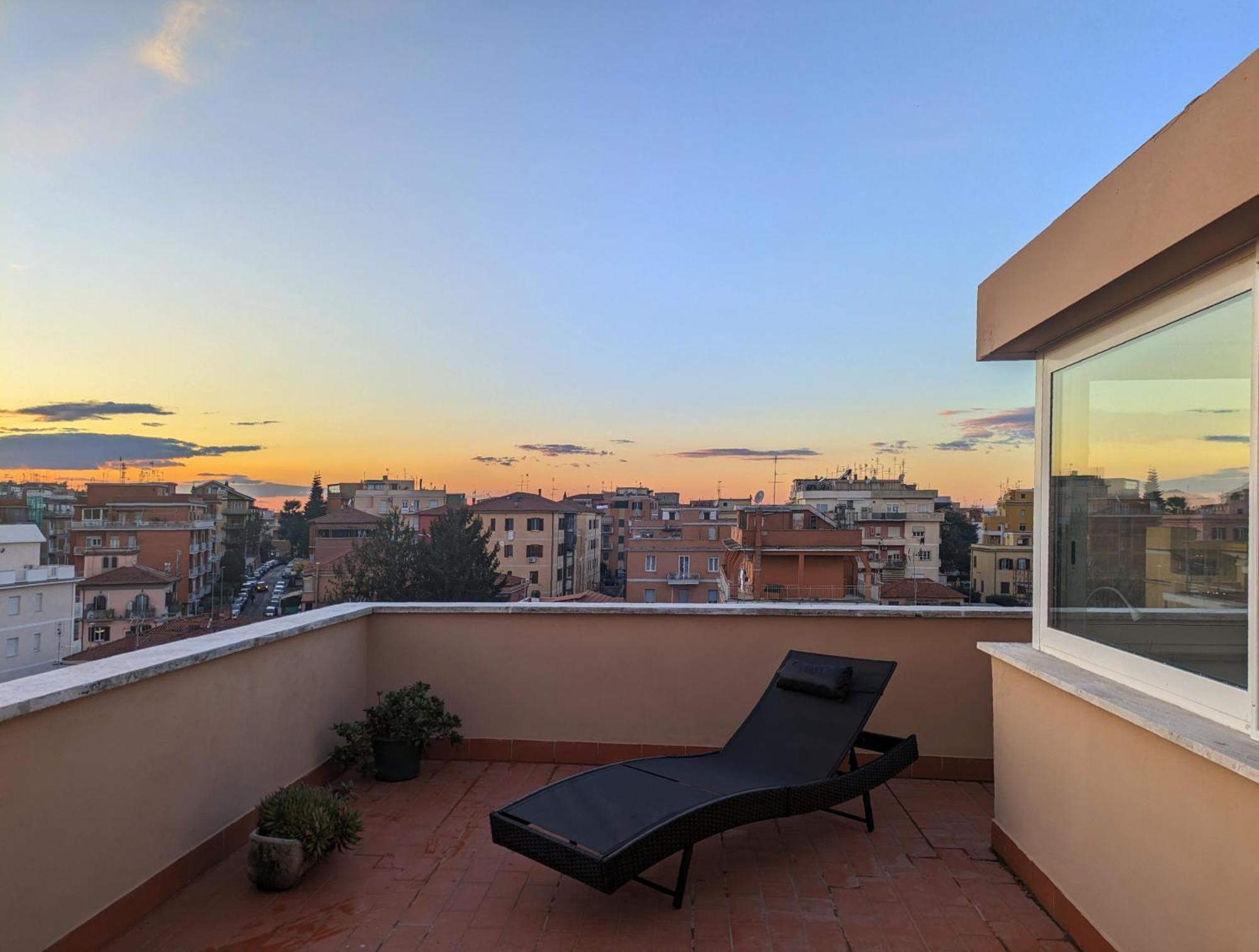 Casetta Sole, Superattico Con Terrazzo Vicino San Pietro, New Rom Exterior foto